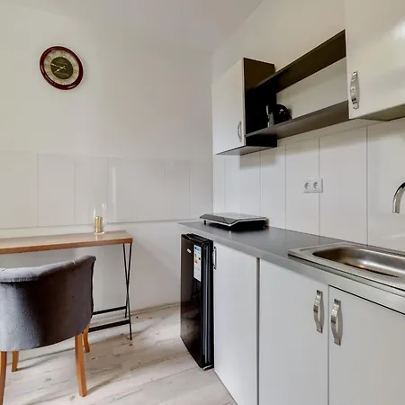 Classy In Apartment *