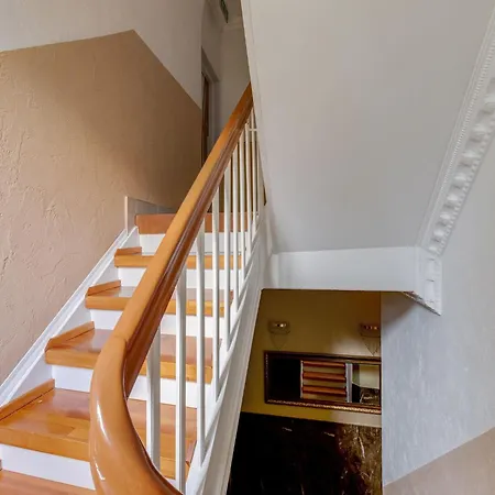 Classy In Apartment Oberhausen (North Rhine-Westphalia)